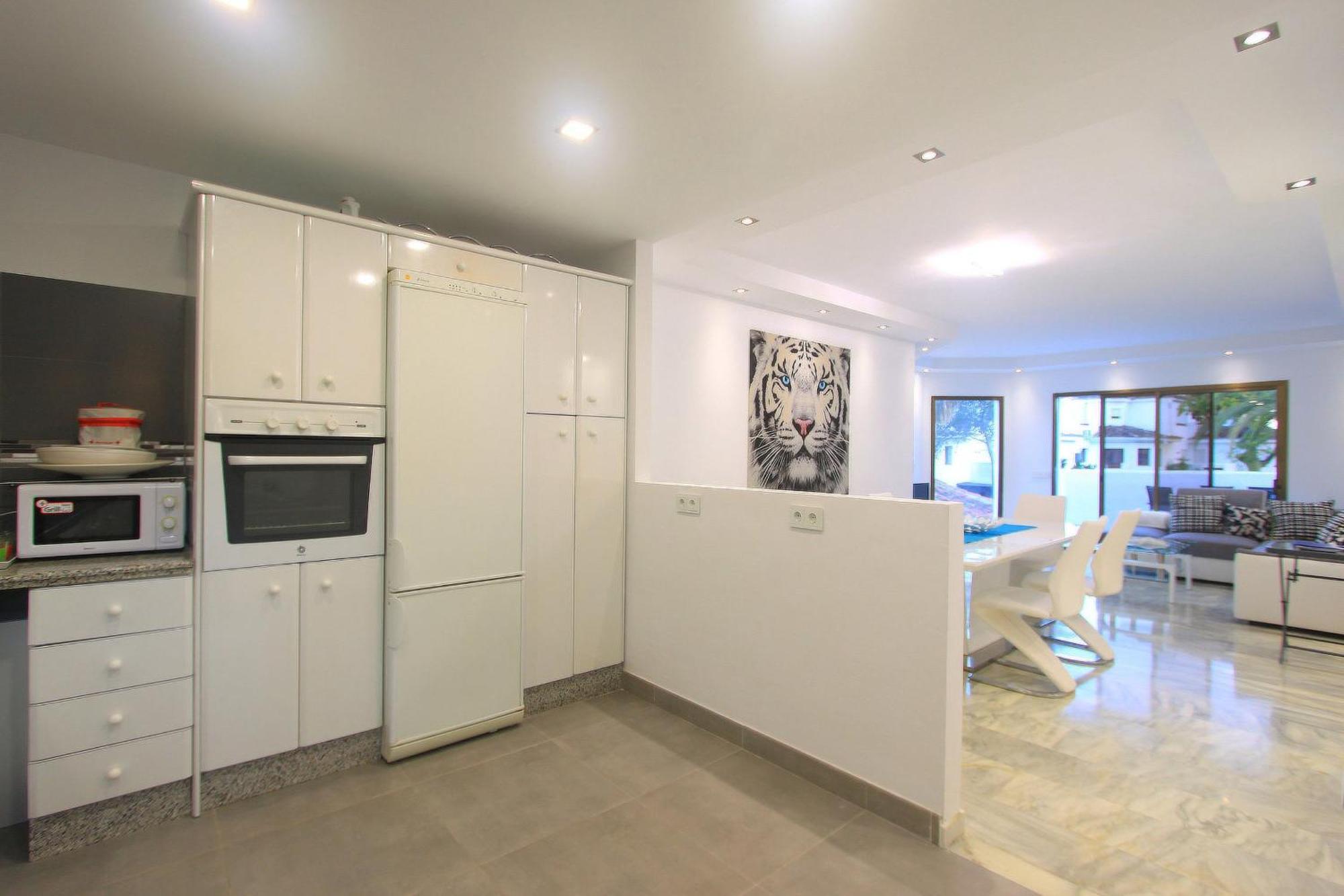 1108 Beachfront 2 Apartments With Roofterrace 80Mtrgt Beach 3 Pools มาร์เบยา ภายนอก รูปภาพ