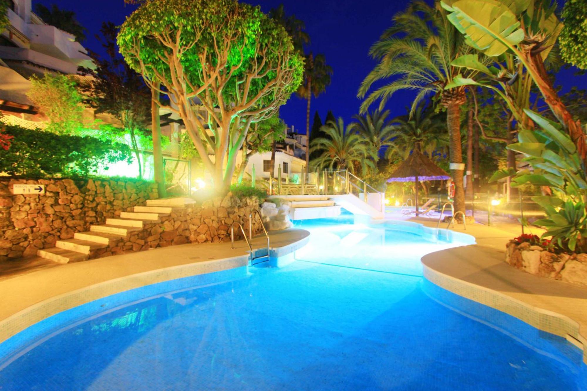 1108 Beachfront 2 Apartments With Roofterrace 80Mtrgt Beach 3 Pools มาร์เบยา ภายนอก รูปภาพ